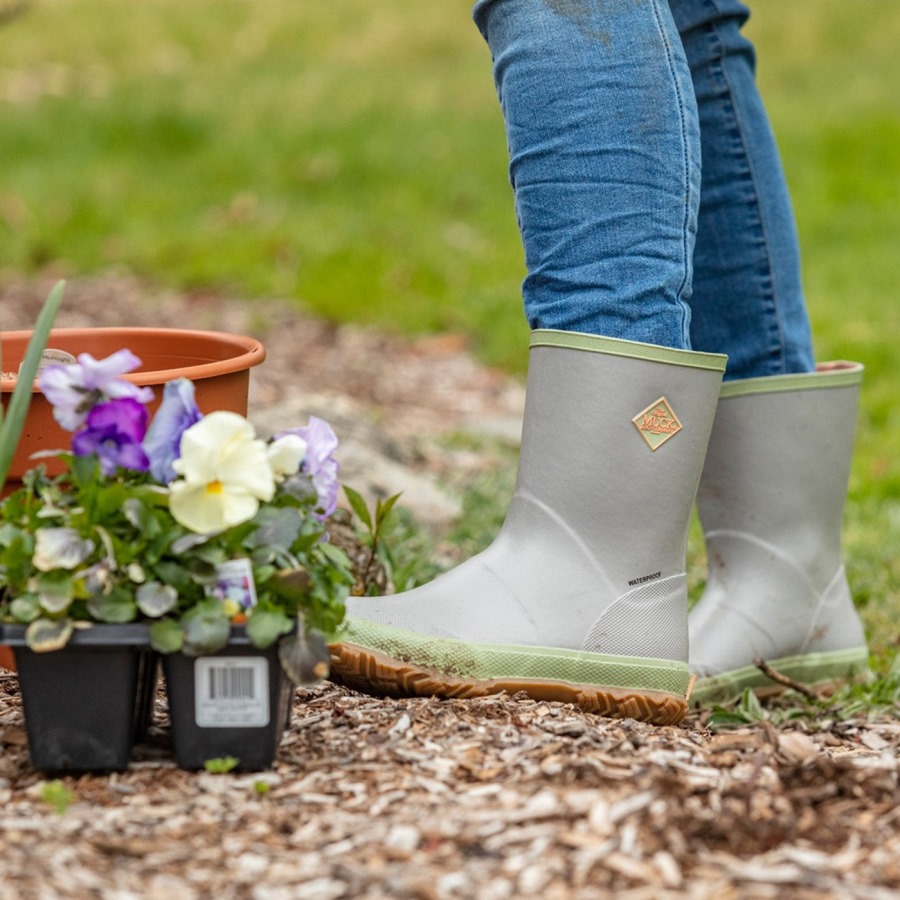 Muckboot Light Grey Women's Forager Short Boots