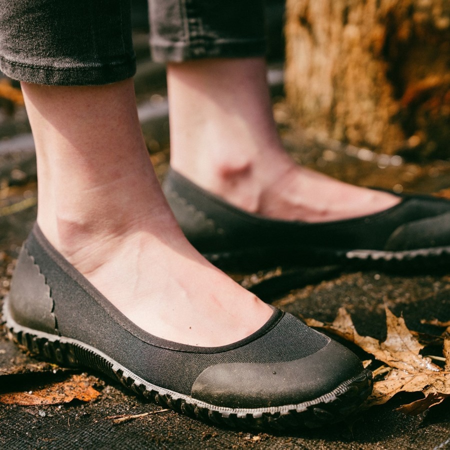 Women's RHS Muckster II Flats Black with Night Floral Print Muckboot